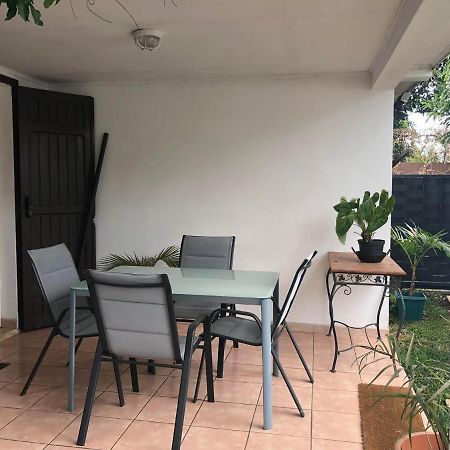 Meuble Le Manguier Apartamento Saint Pierre Exterior foto